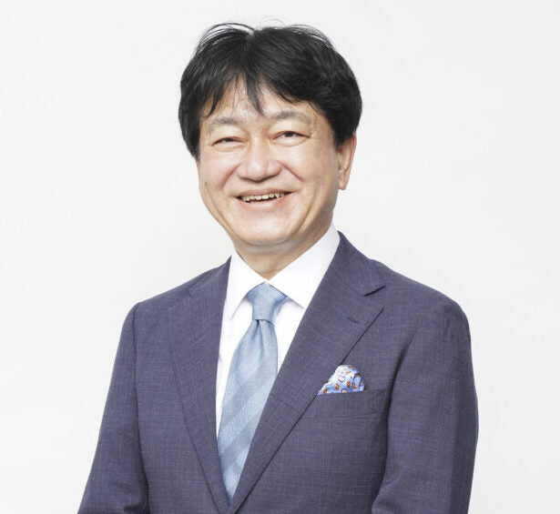 ⻆井 亮一