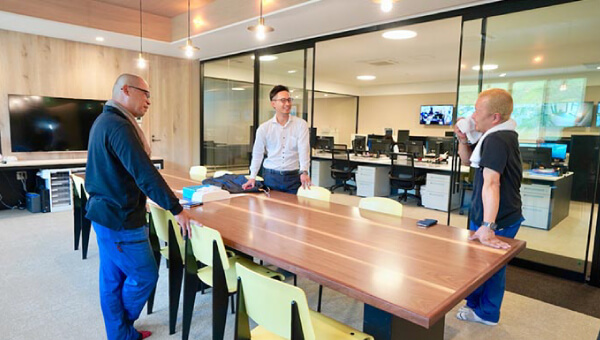 オフィス人物あり|株式会社山城運送