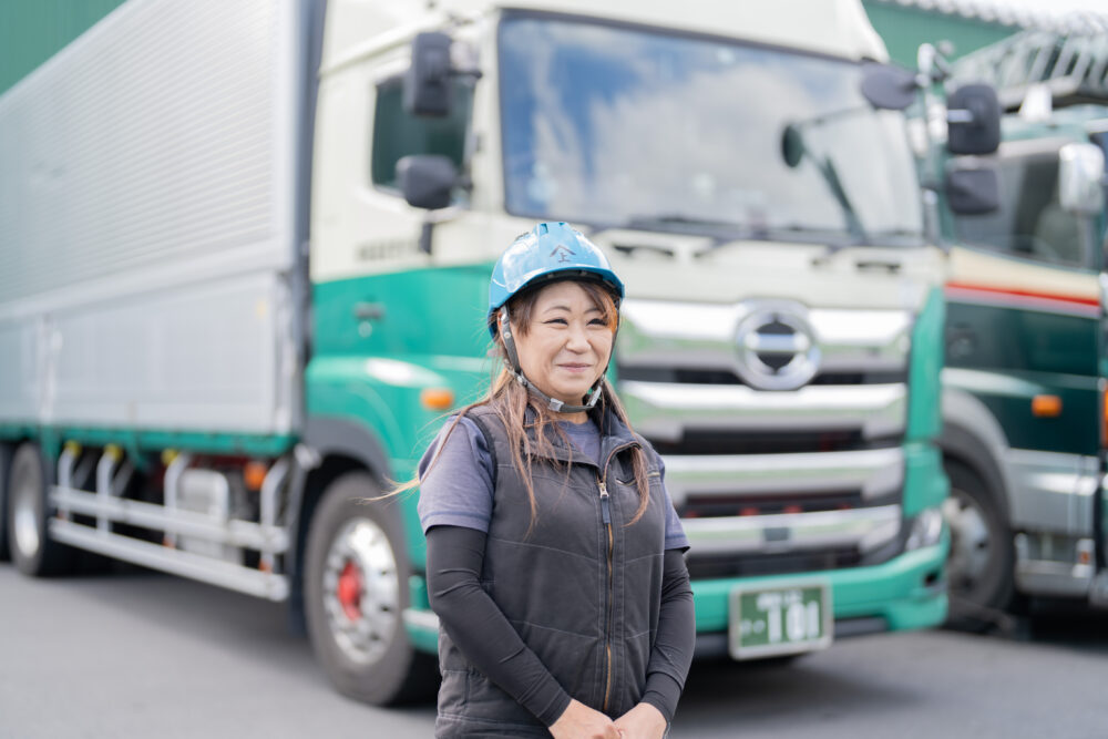 たった2か月で7名採用・平均年齢32歳！若手も女性も集まる物流会社へ